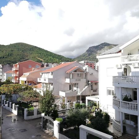 Apartment Azalea Of Budua Esterno foto