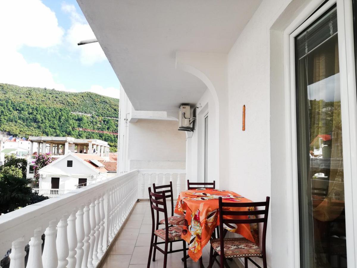 Apartment Azalea Of Budua Esterno foto